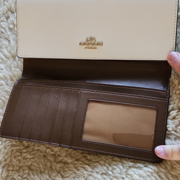 NWOT Coach Signature Tri-fold Long Leather Wallet 🩶🤎🎁 - Picture 7 of 15